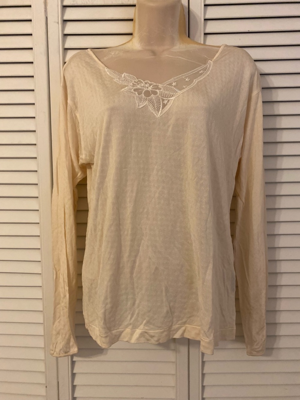 VTG Eddie Bauer Women Silk Lace Trim Top Long Sleeve Cream Y2K Coquette Dainty